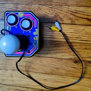 Ms Pac-Man gaming console